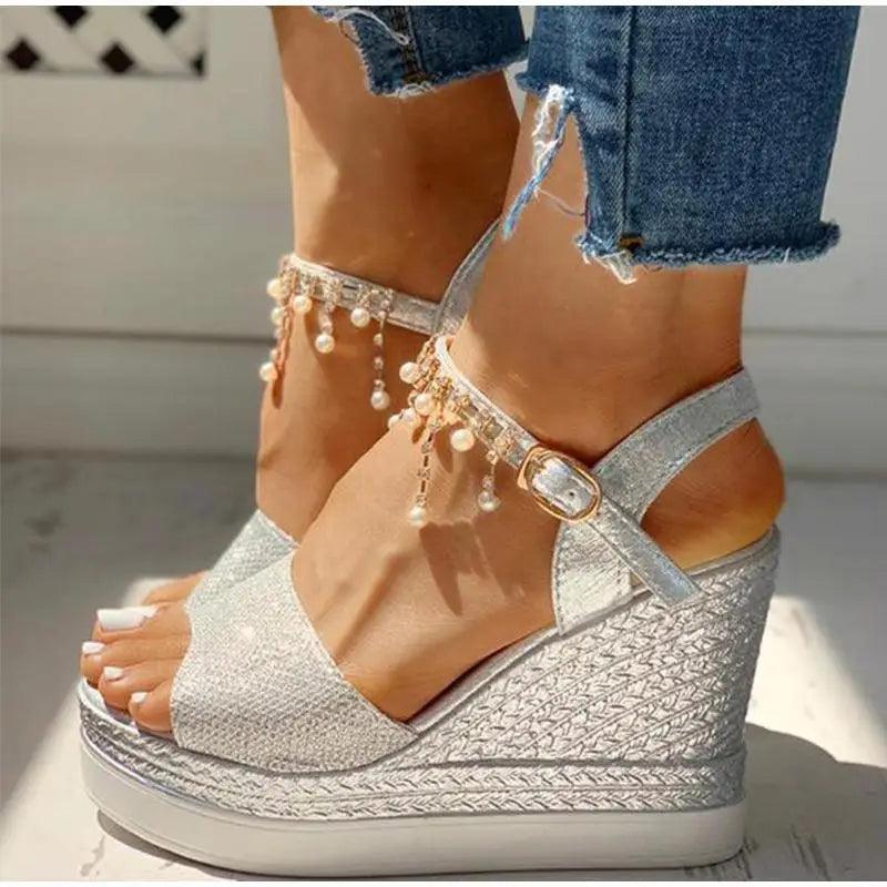 New Women Summer Sandals Studded Detail Luxury Shine Design Casual Womens Shoes